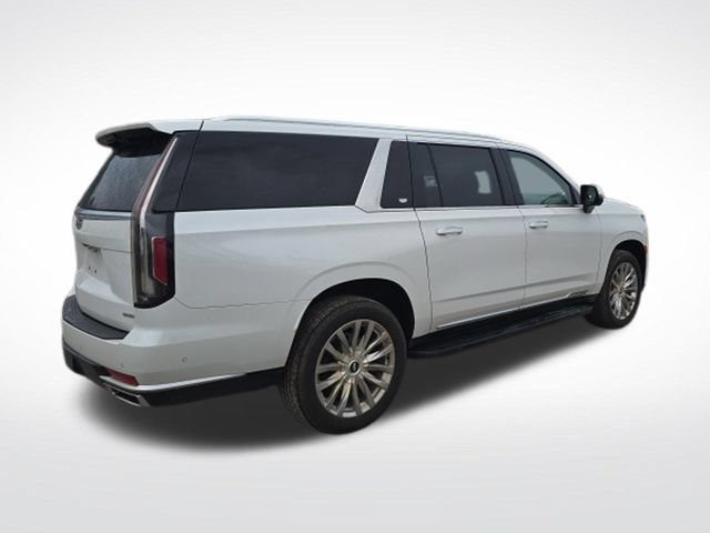 Used 2021 Cadillac Escalade ESV Premium Luxury w/ Performance Package AWD/4WD image 3