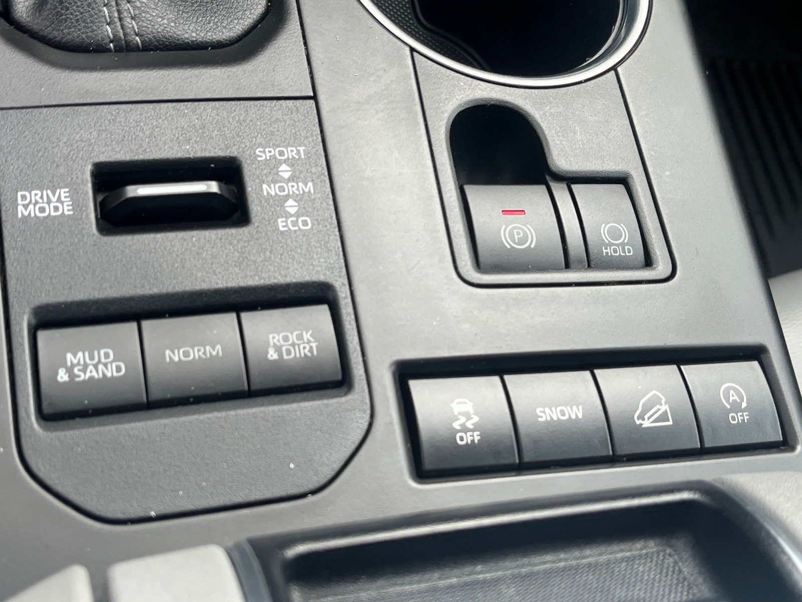 Used 2022 Toyota Highlander XLE AWD/4WD image 14
