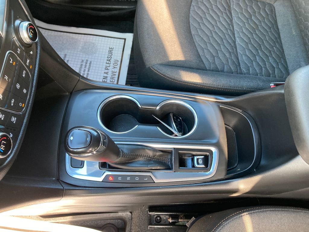 Used 2019 Chevrolet Equinox LT image 30