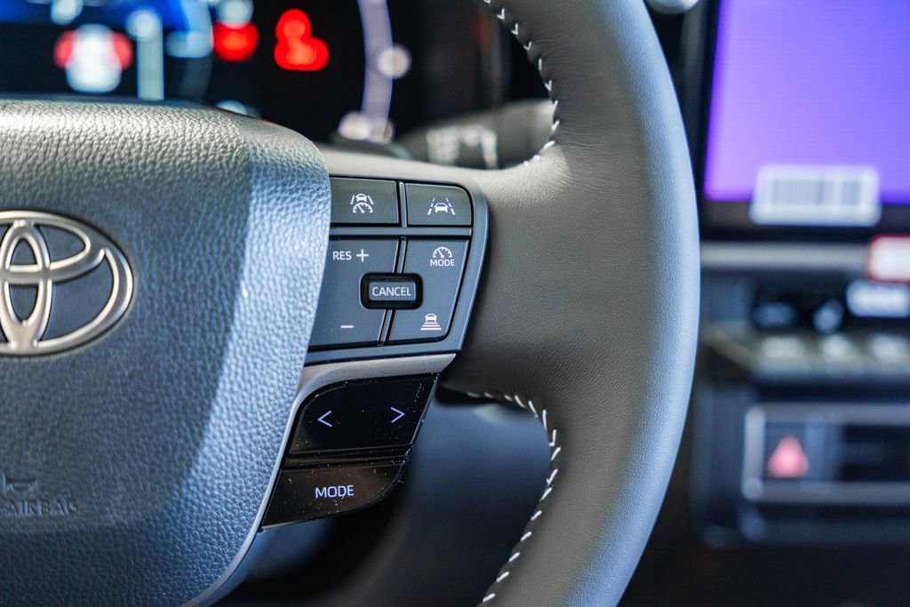 New 2026 Toyota Camry SE image 28