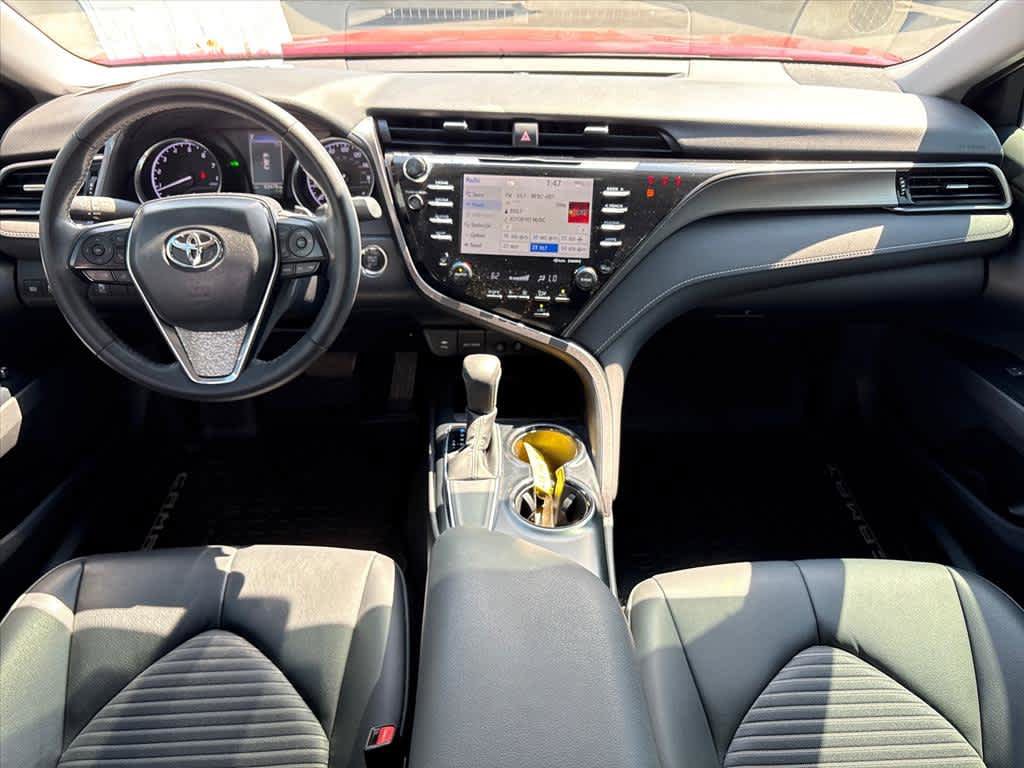 Used 2019 Toyota Camry SE w/ Audio Package FWD image 11