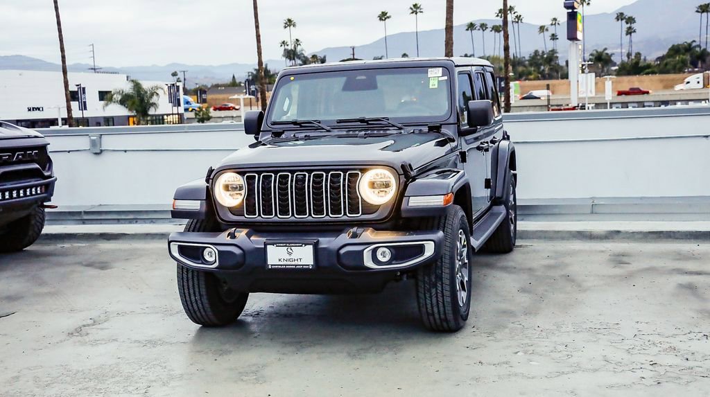 New 2026 Jeep Wrangler Unlimited Sahara AWD/4WD image 4
