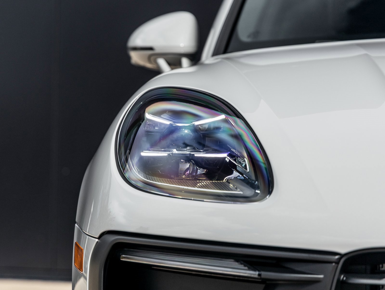 New 2026 Porsche Macan image 16