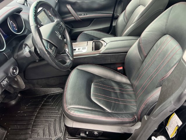 Used 2016 Maserati Ghibli S Q4 AWD/4WD image 17