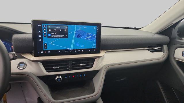 New 2025 Ford Explorer Active w/ Active Comfort Package image 17