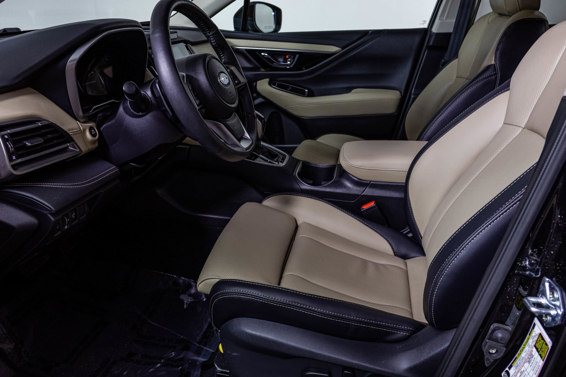 Used 2025 Subaru Outback Limited w/ Popular Package #2 image 60