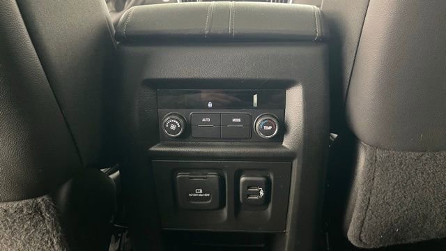 Used 2024 Chevrolet Traverse Limited LT image 46