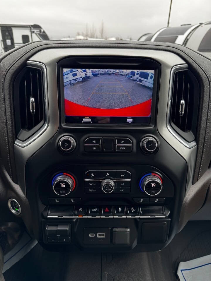 Used 2021 Chevrolet Silverado 1500 LT AWD/4WD image 9
