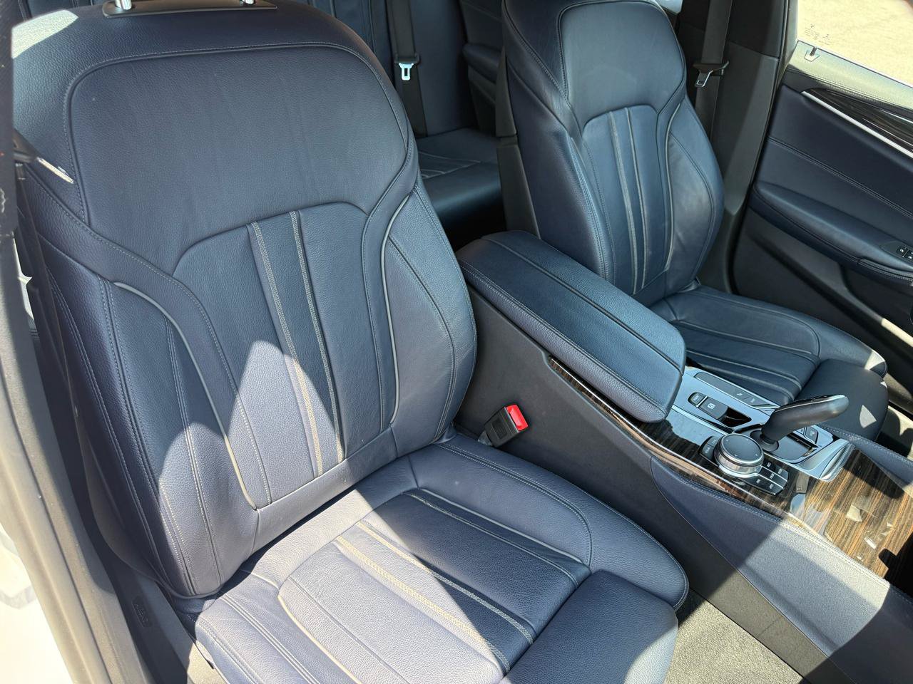 Used 2018 BMW 530e xDrive AWD/4WD image 11