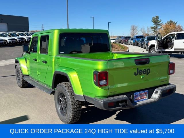 Used 2025 Jeep Gladiator Sport image 3