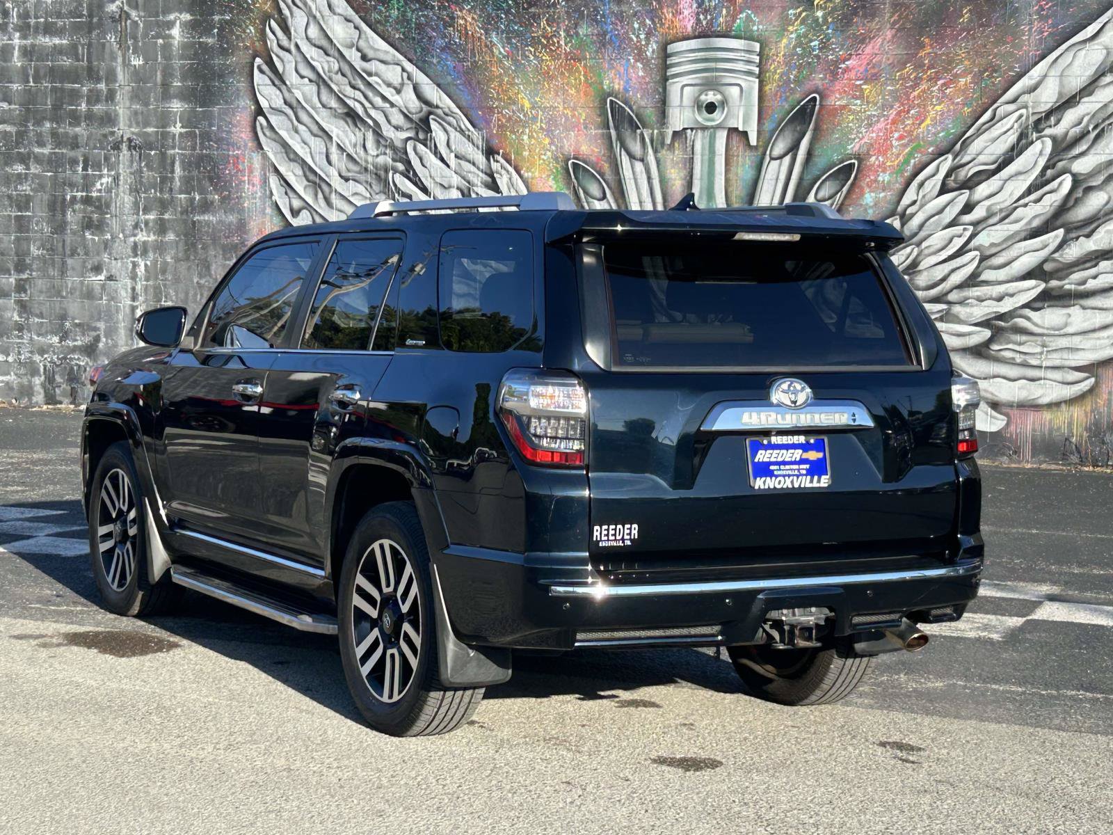 Used 2015 Toyota 4Runner Limited AWD/4WD image 5
