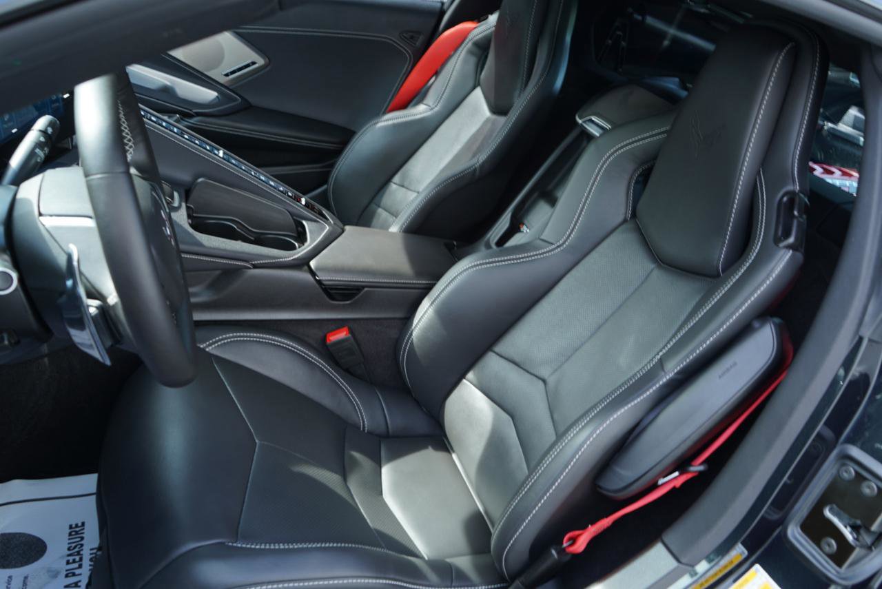 Used 2024 Chevrolet Corvette Stingray Preferred Cpe w/ Z51 Performance Package RWD image 20