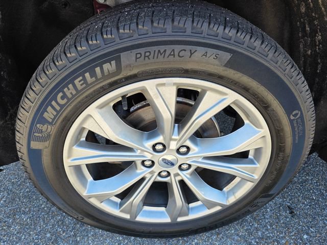 Certified 2023 Ford Explorer XLT w/ Equipment Group 202A image 10