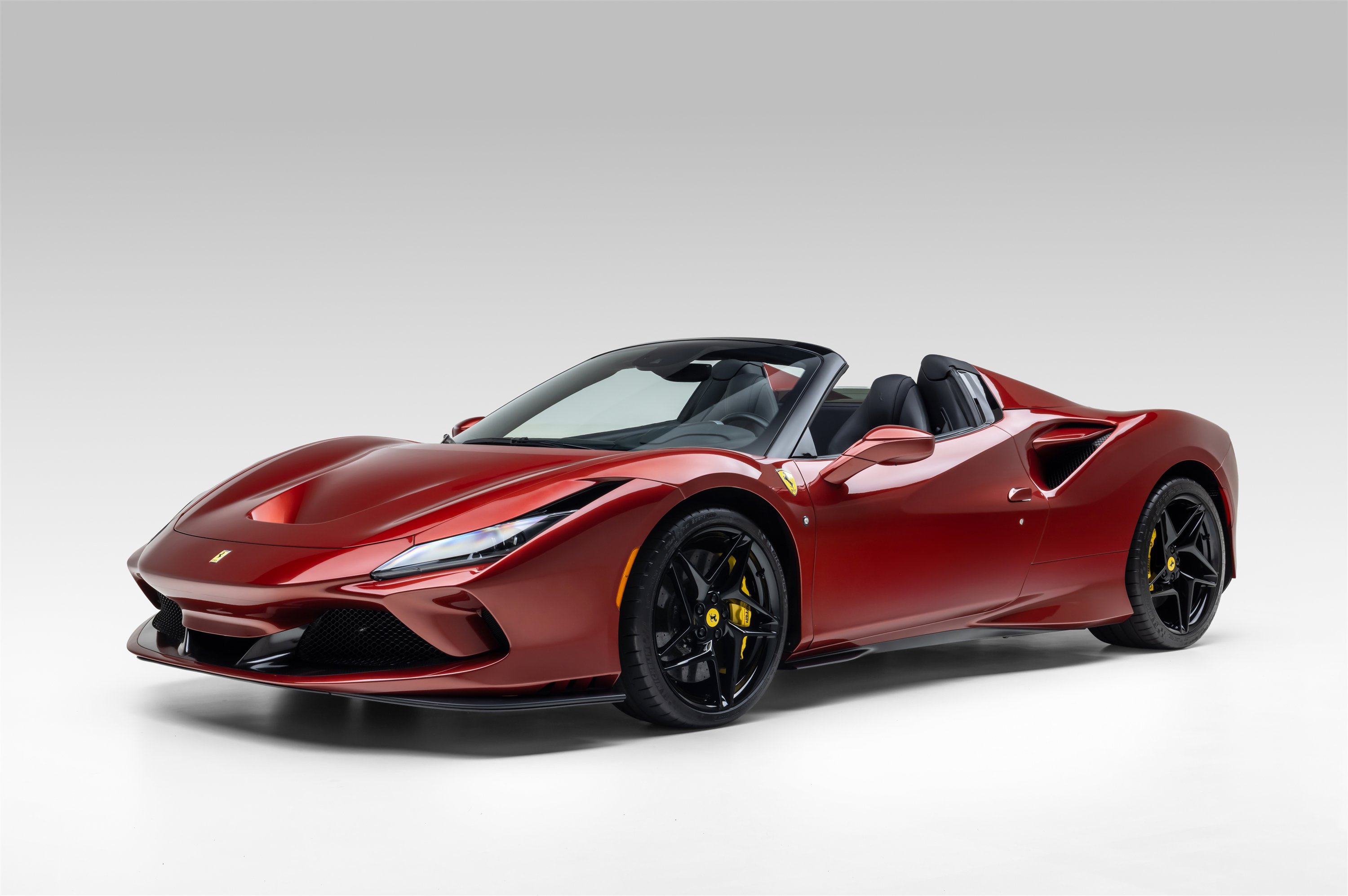 Certified 2022 Ferrari F8 Tributo RWD image 2