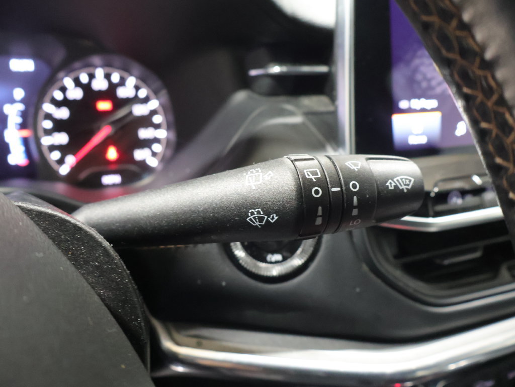 Used 2022 Jeep Compass Limited AWD/4WD image 36