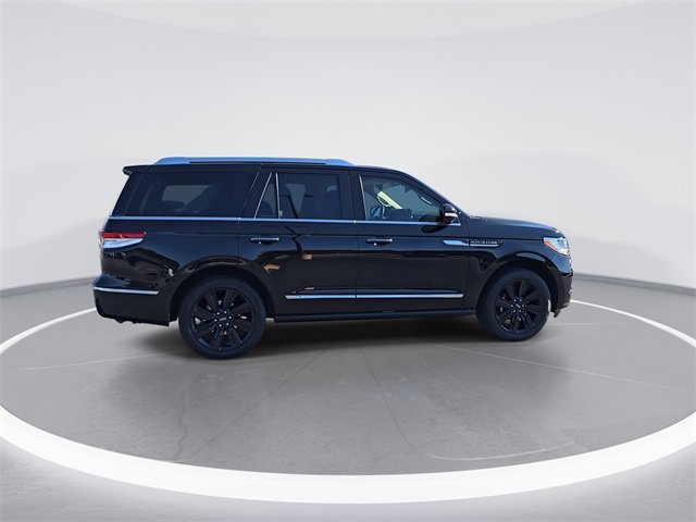 Used 2022 Lincoln Navigator Reserve image 9