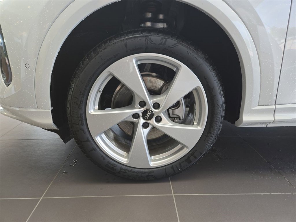 New 2025 Audi Q5 Premium Plus image 10