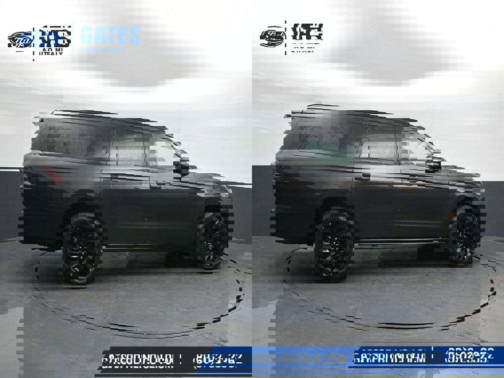 New 2026 Lincoln Navigator L Reserve w/ Jet Appearance Package image 3