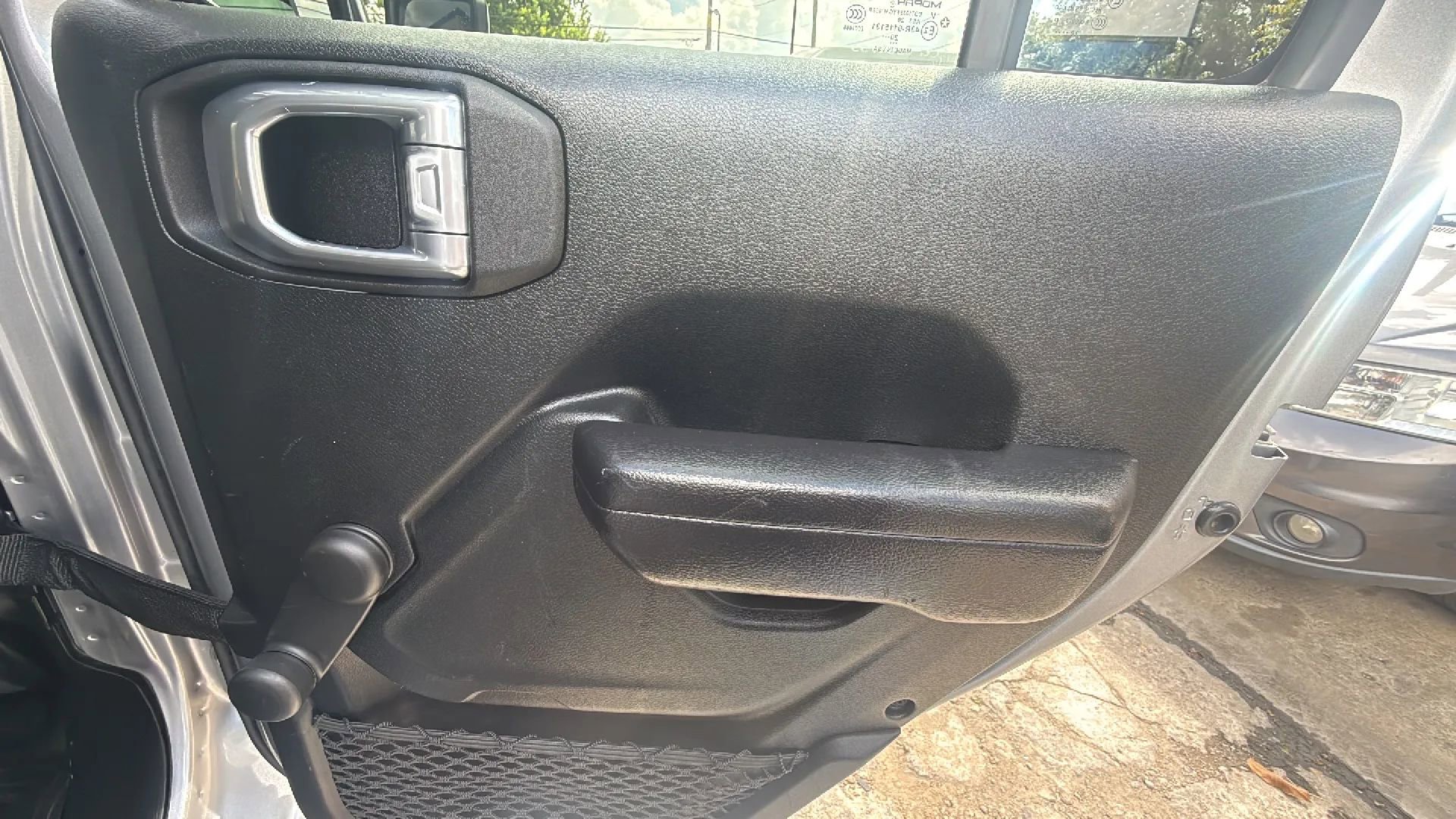 Used 2021 Jeep Gladiator Sport image 20