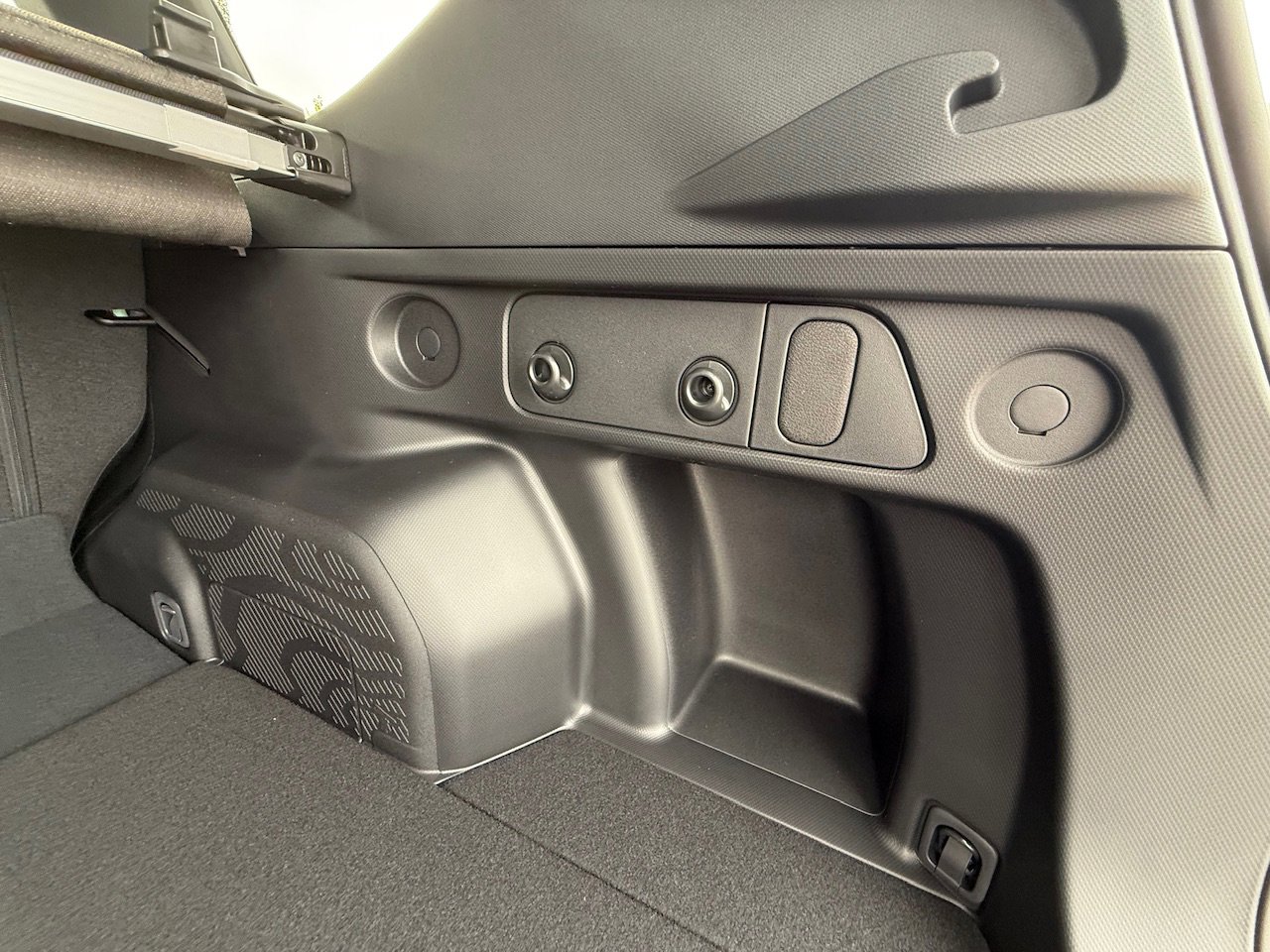 New 2025 Subaru Forester Limited image 43