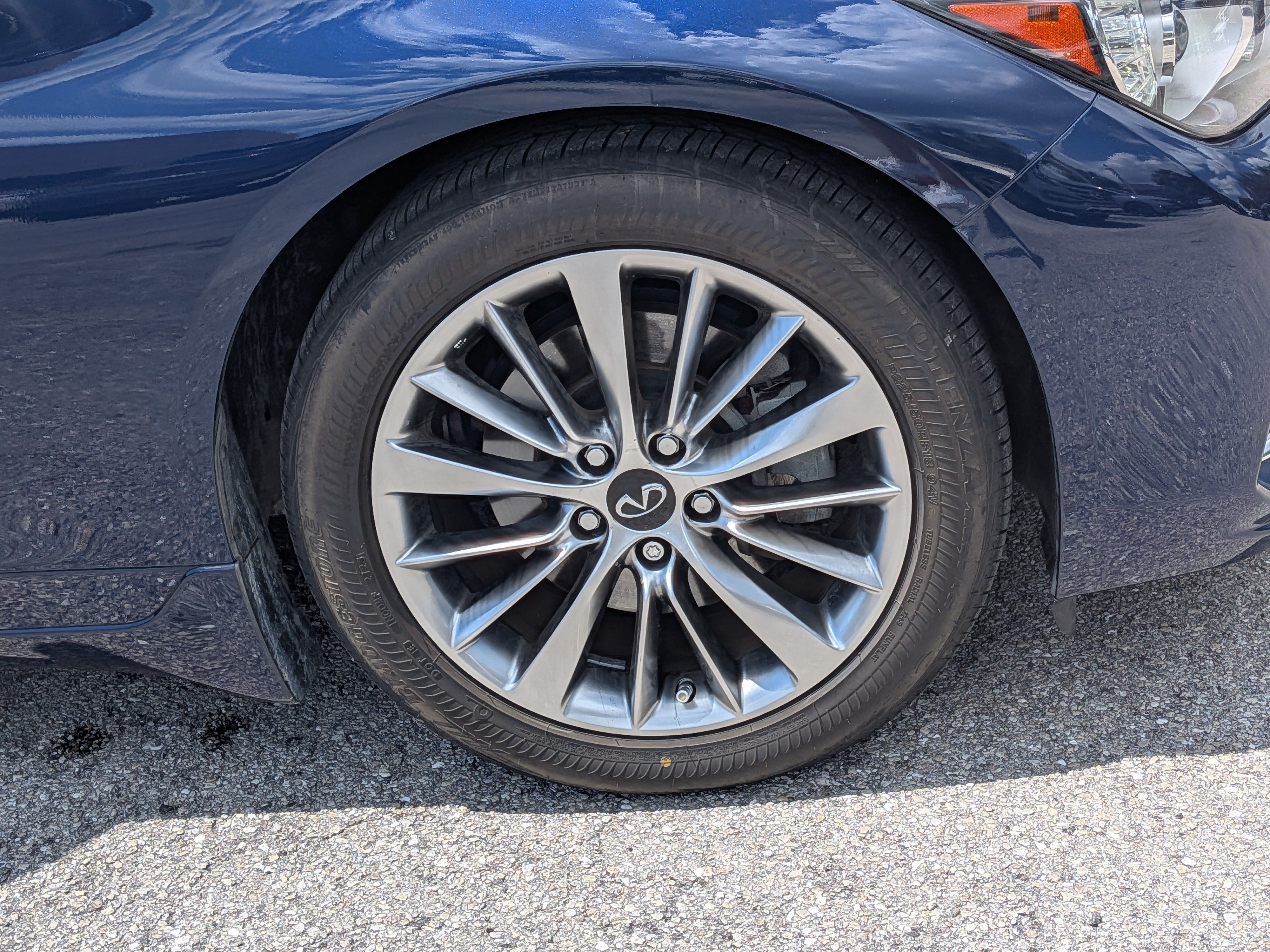 Used 2022 INFINITI Q50 Luxe w/ Cargo Package RWD image 11