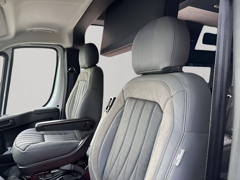 New 2025 RAM ProMaster 2500 w/ Advanced Safety Group FWD image 30