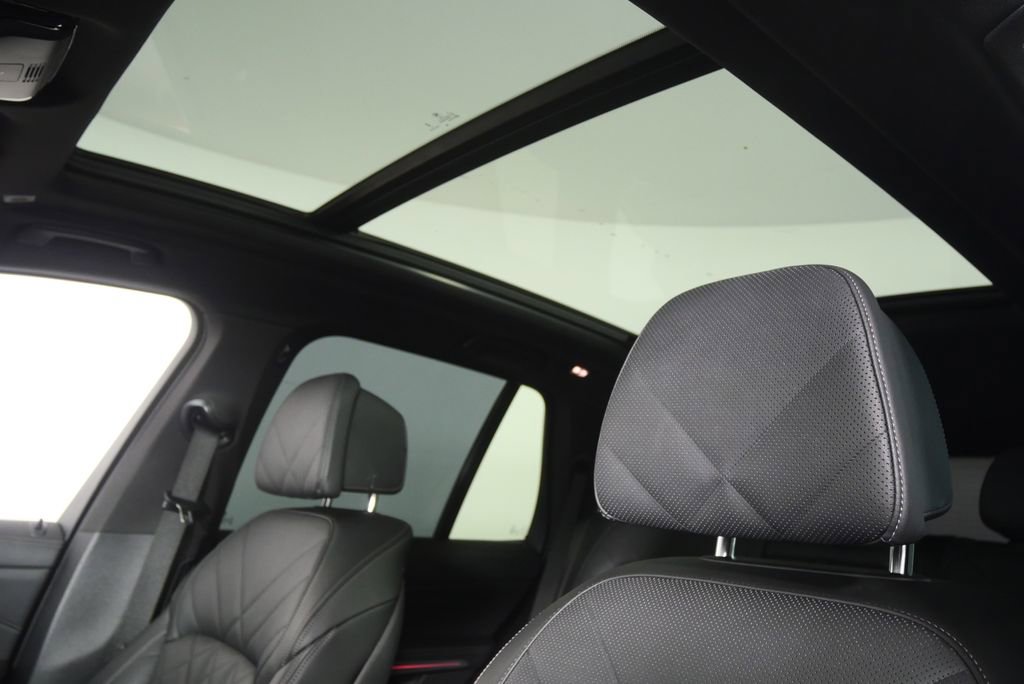 Used 2024 BMW X5 sDrive40i RWD image 11