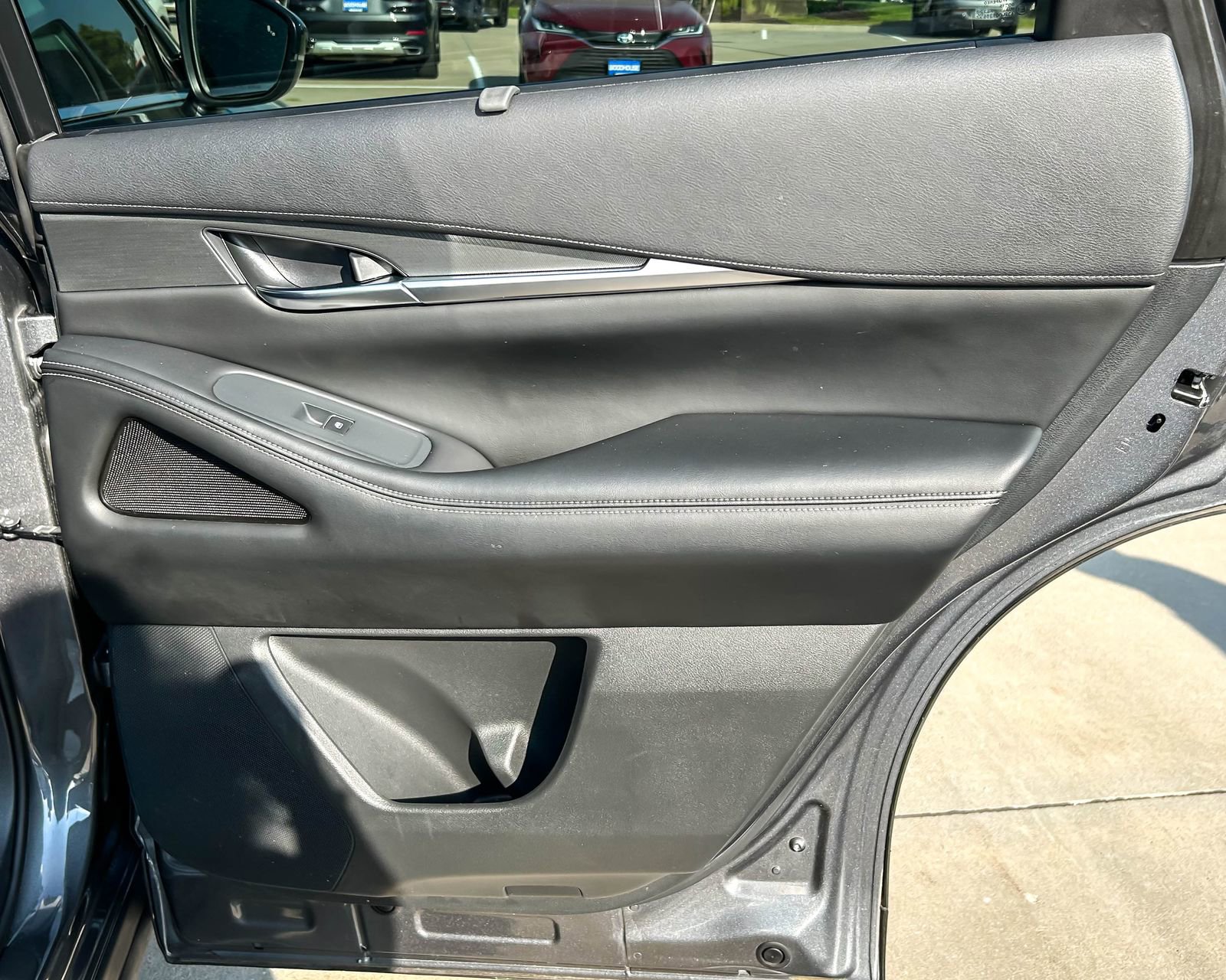 Certified 2024 INFINITI QX60 Luxe image 17