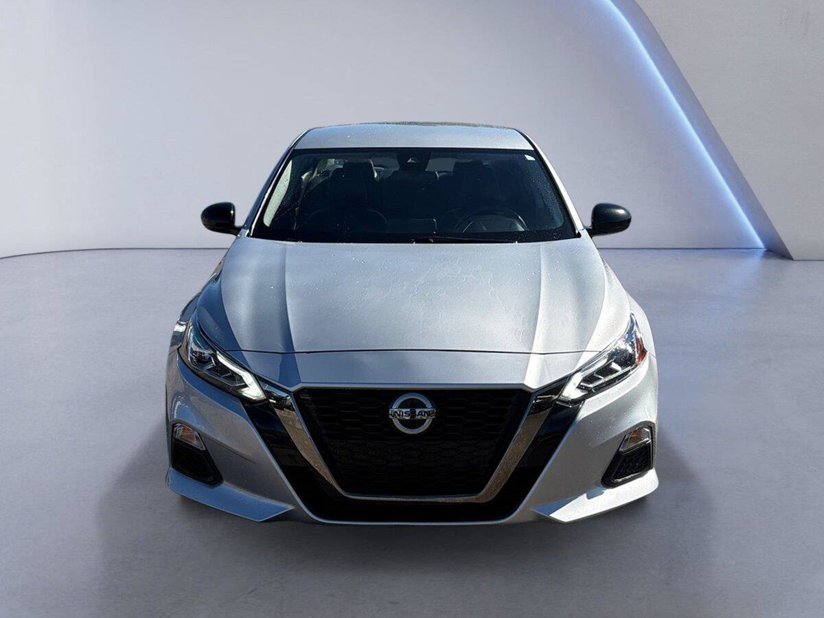 Used 2022 Nissan Altima 2.5 SR AWD/4WD image 8
