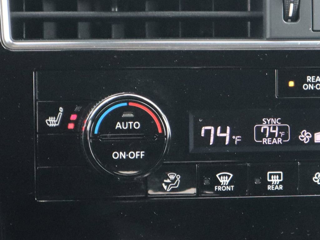 Used 2024 Nissan Armada SL image 19