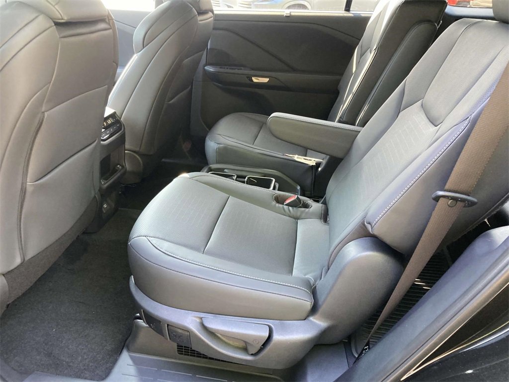 New 2025 Lexus TX 500h AWD image 9