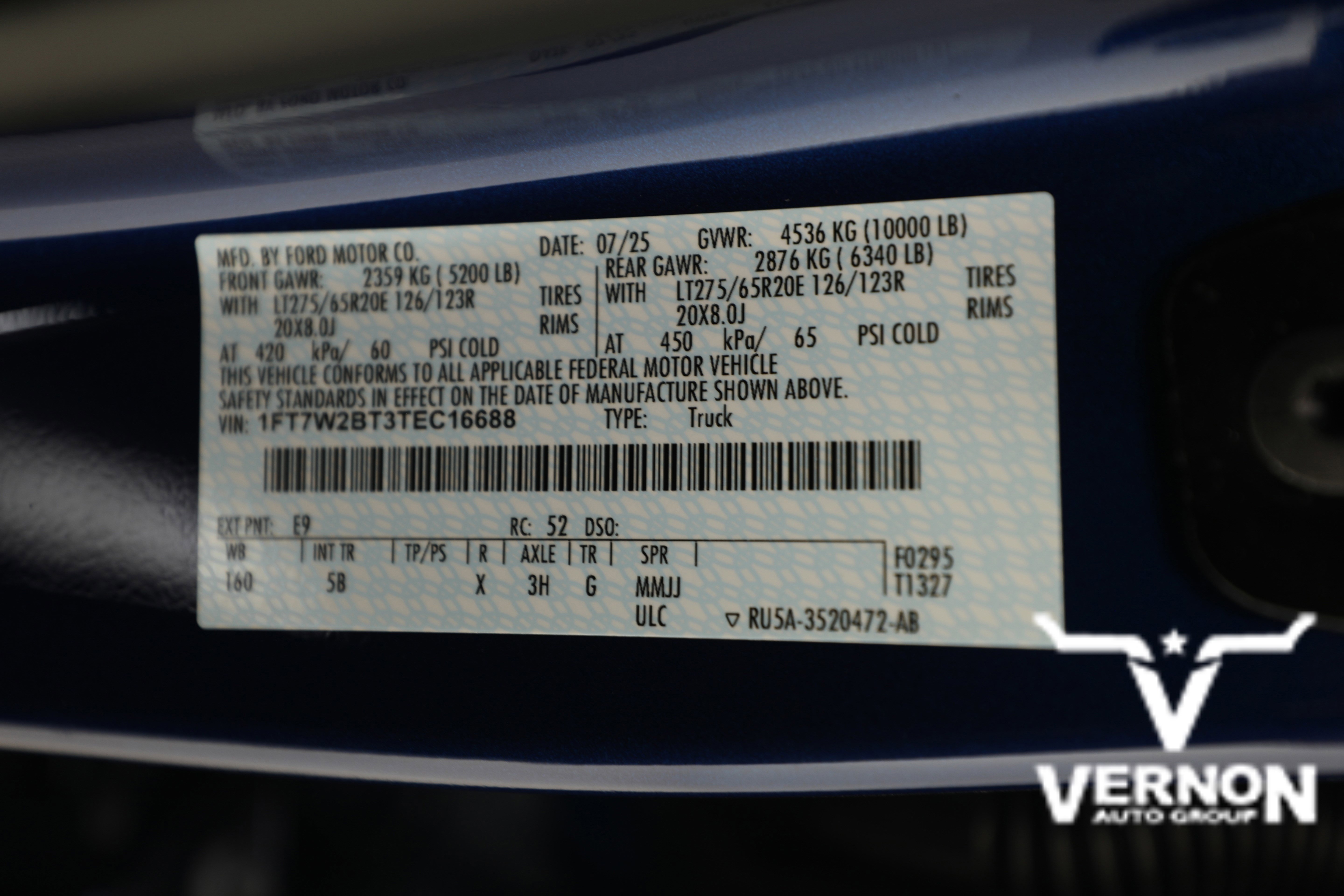 New 2026 Ford F250 Lariat w/ Black Appearance Package image 48