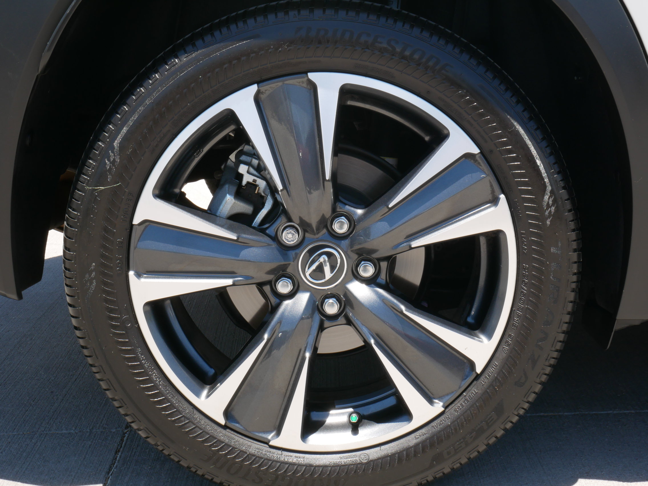 Used 2025 Lexus UX 300h FWD w/ Accessory Package (Z2) image 29