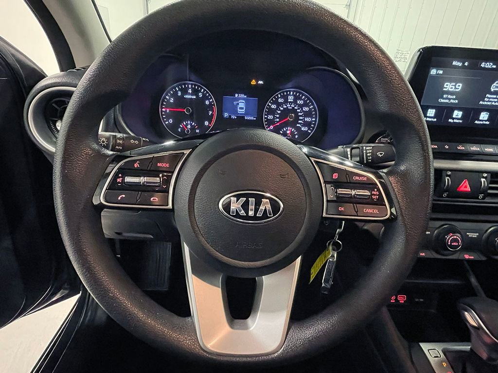 Used 2020 Kia Forte LXS FWD image 30