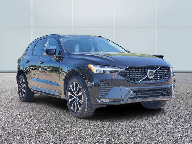 Used 2024 Volvo XC60 B5 Plus w/ Protection Package Premier AWD/4WD image 3