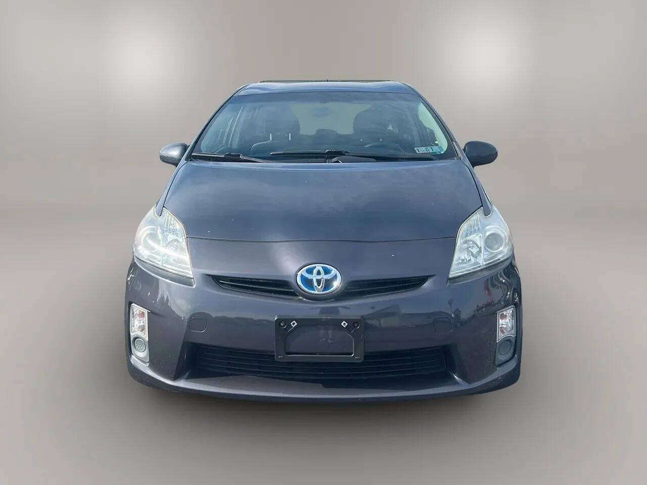 Used 2010 Toyota Prius Five FWD image 2