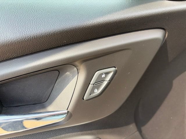 Used 2024 Chevrolet Malibu LT FWD image 11