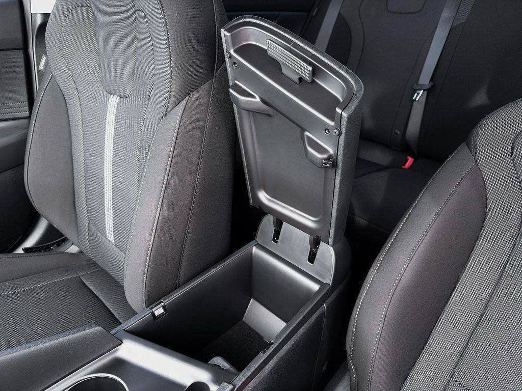 New 2026 Hyundai Elantra SE w/ Cargo Package FWD image 18