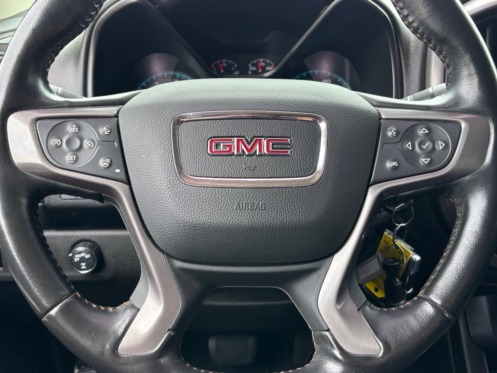 Used 2021 GMC Canyon AT4 w/ Driver Alert Package AWD/4WD image 25