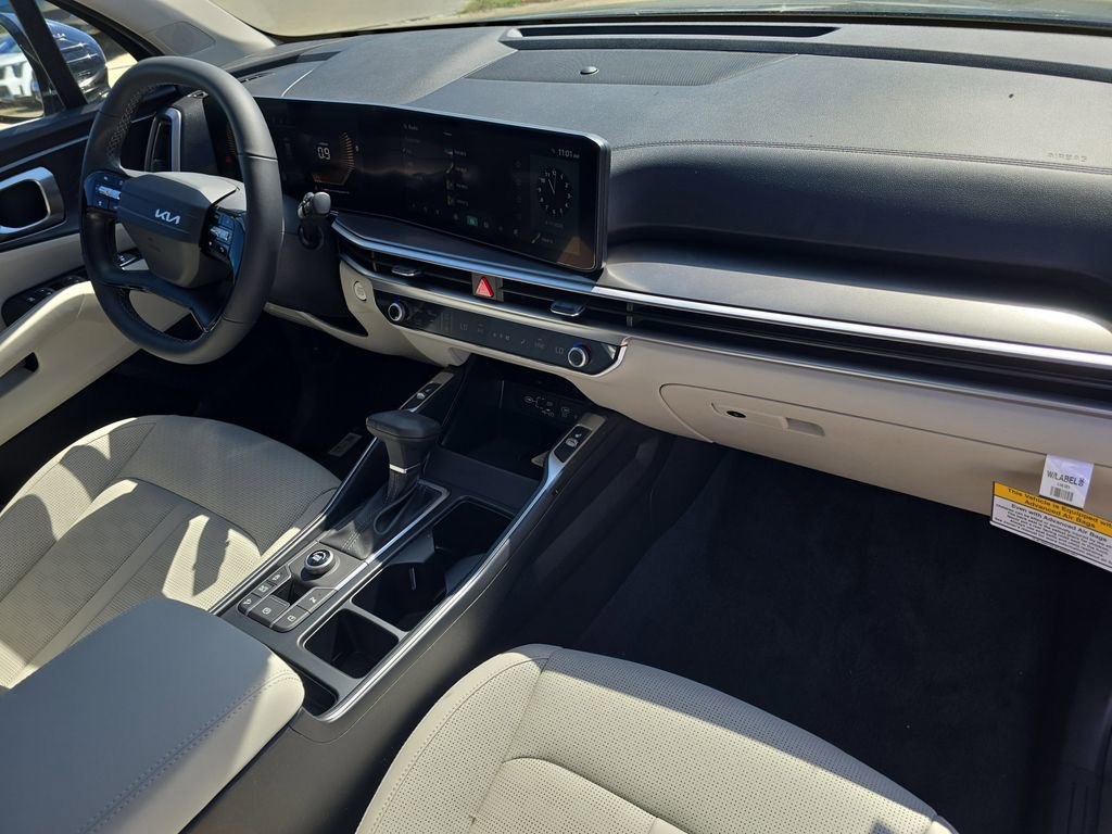 New 2026 Kia Sorento S FWD image 11