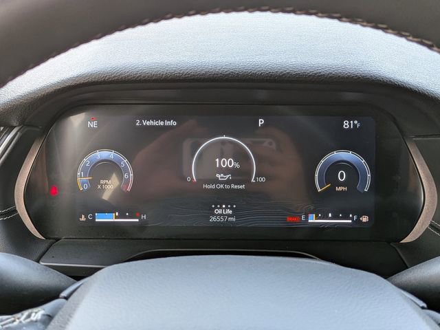 Used 2023 Jeep Grand Cherokee L Laredo image 28