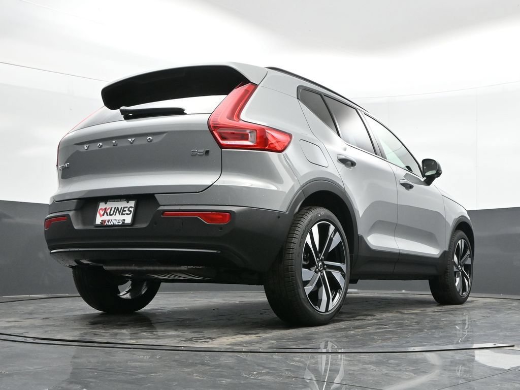 Used 2025 Volvo XC40 B5 Ultra w/ Climate Package AWD/4WD image 48