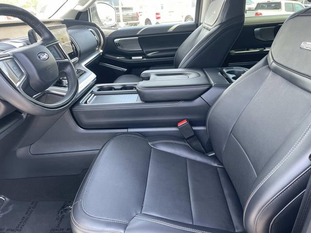 Certified 2025 Ford Expedition Platinum AWD/4WD image 21