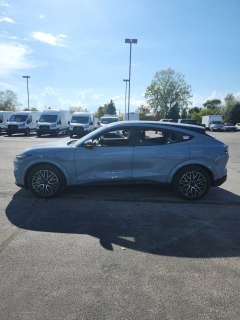 New 2025 Ford Mustang Mach-E Premium image 4