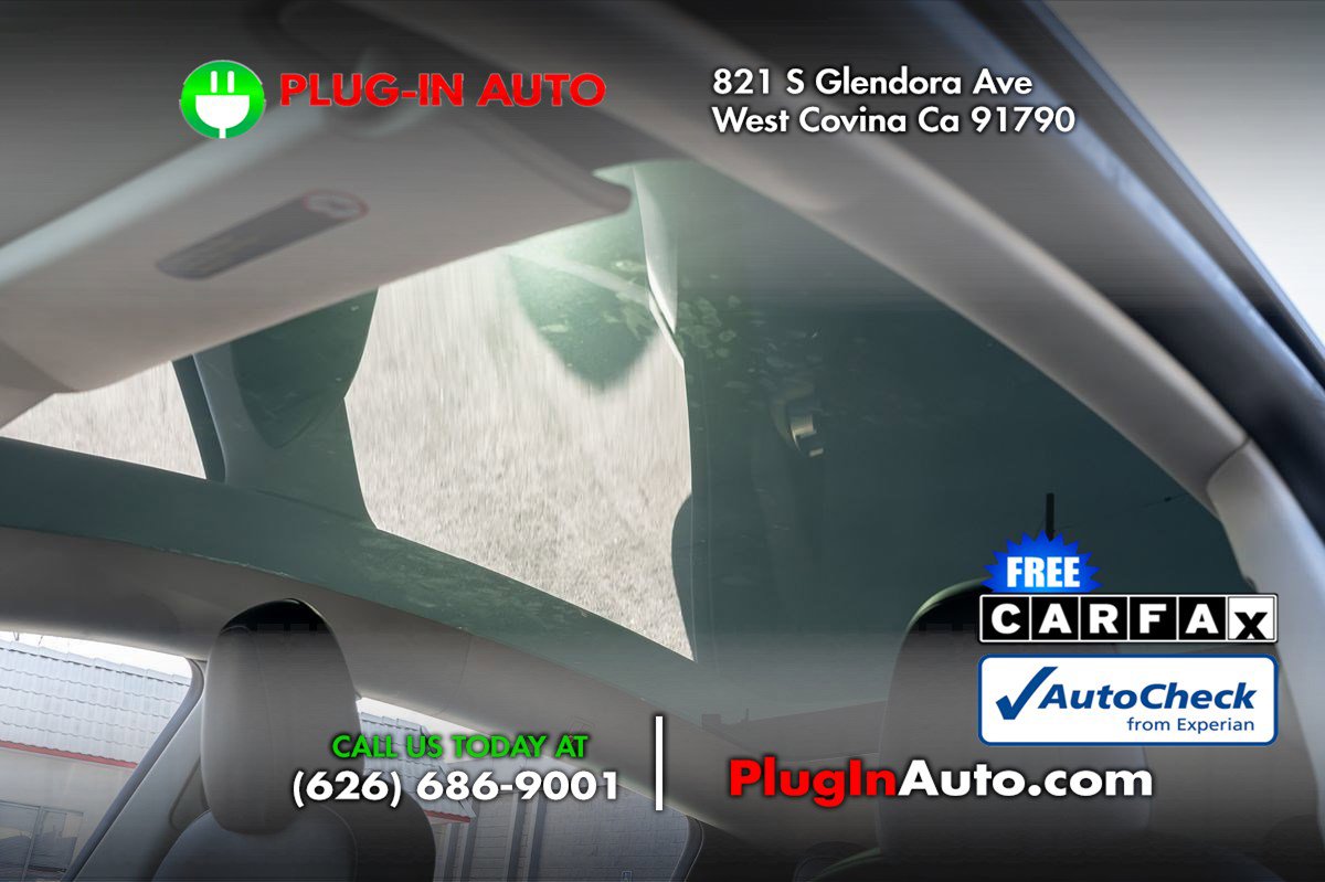 Used 2022 Tesla Model Y Long Range image 12