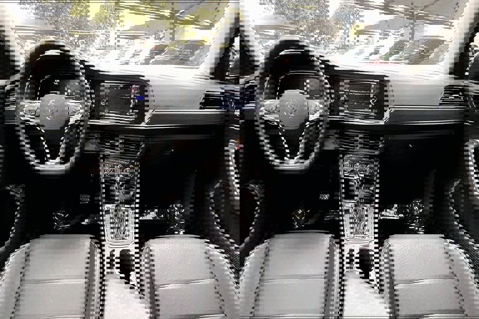 Certified 2023 Volkswagen Jetta SE image 16