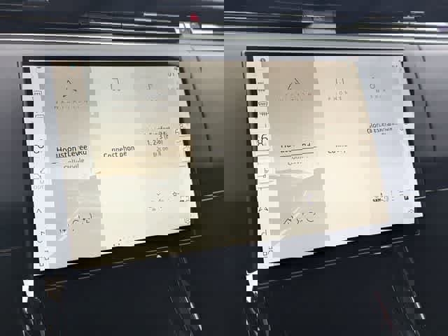 Used 2025 Land Rover Range Rover Sport Dynamic SE image 26