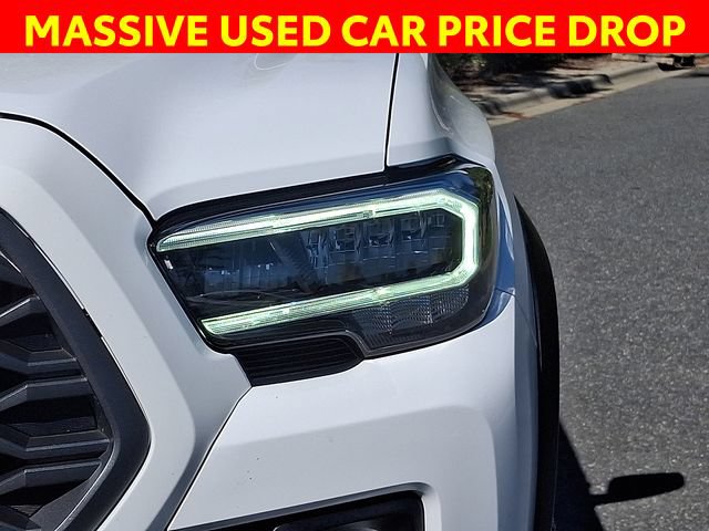 Used 2020 Toyota Tacoma TRD Off-Road w/ TRD Premium Off Road Package AWD/4WD image 12