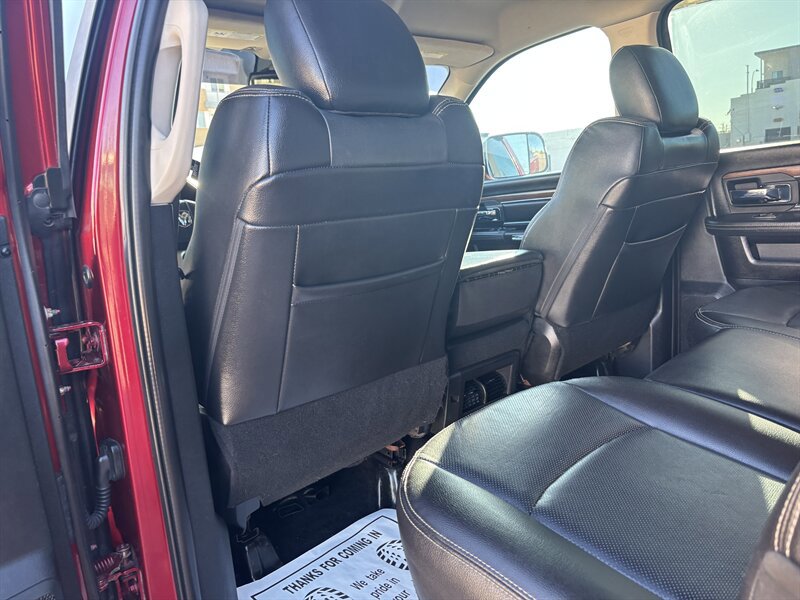 Used 2015 RAM 2500 Laramie w/ Convenience Group AWD/4WD image 28