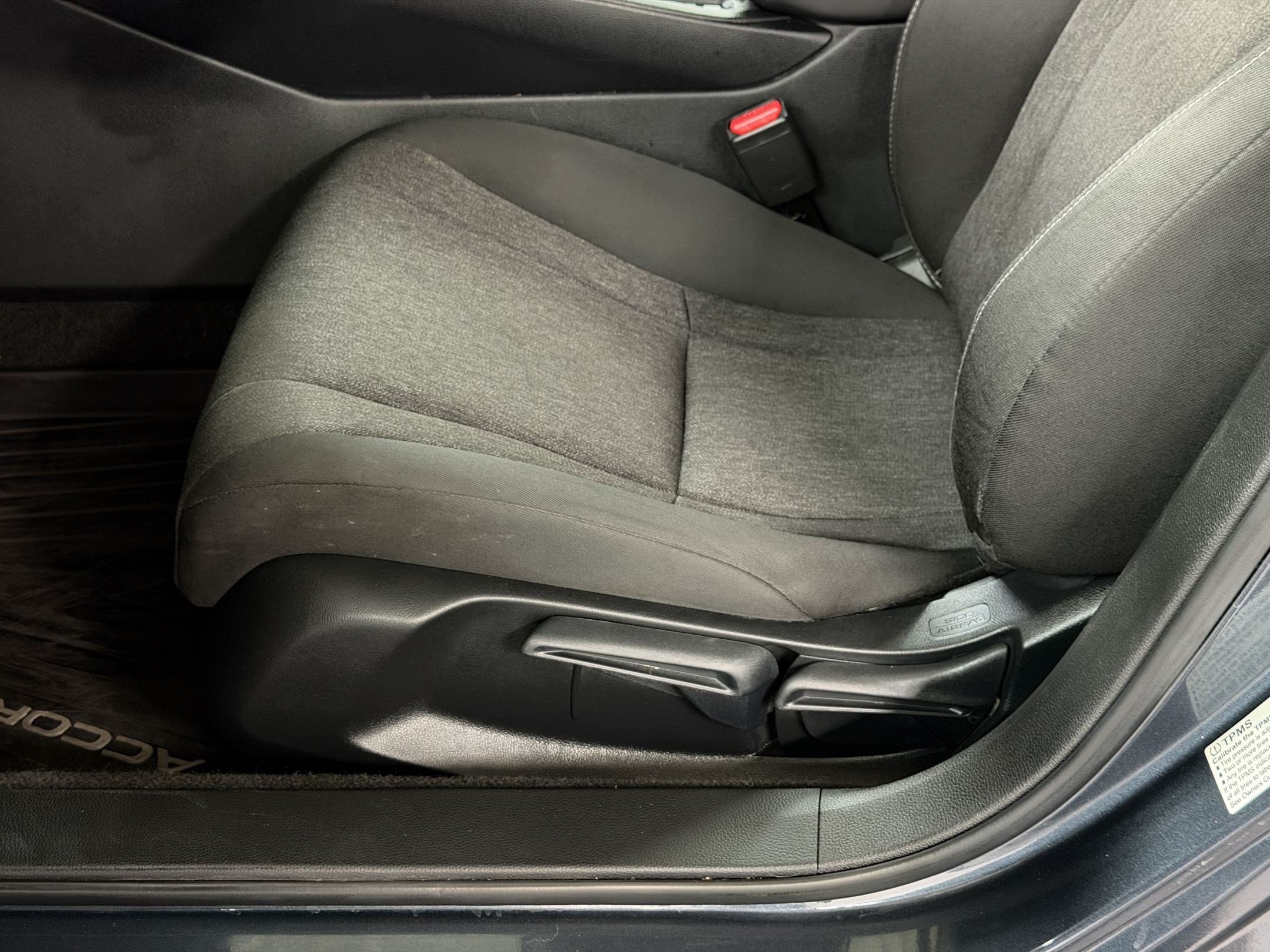 Used 2023 Honda Accord LX image 15